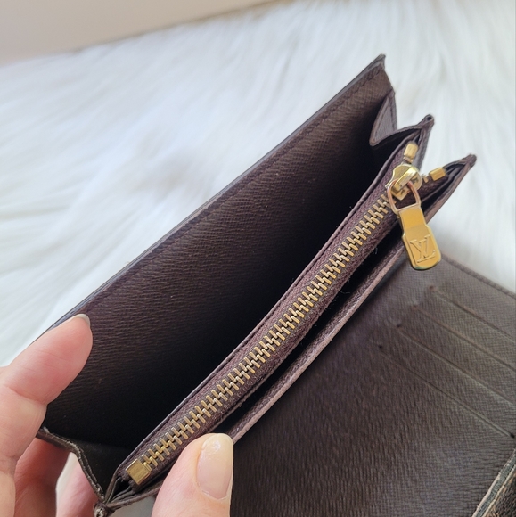 Louis Vuitton Damier Portefeuille Alexandra Trifold Wallet - Picture 13 of 16